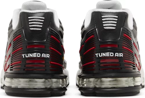Tuned Air 3 'Black University Red'