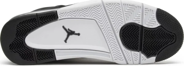 Air Jordan 4 Royalty