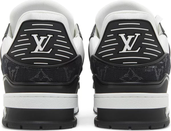 Louis Vuitton Trainer 'Black'