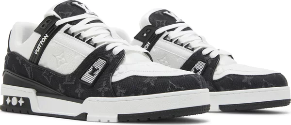 Louis Vuitton Trainer 'Black'