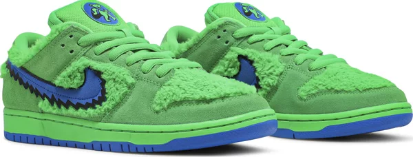 SB Dunk "Green Bear" x Grateful Dead