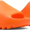 Yeezy Slide "Enflame Orange"