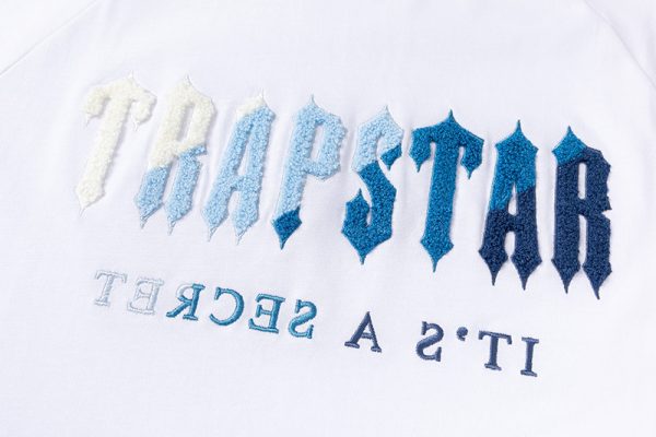 Conjunto Trapstar Corto *Bordado*