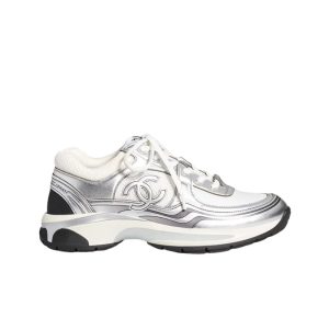 Chanel CC Runner